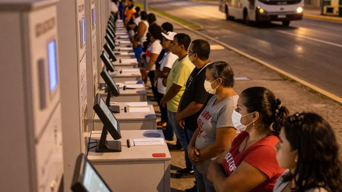 Illustration for: Lula Pulls Ahead of Flávio Bolsonaro in Brazil Runoff as Voting Extension Sparks Dispute